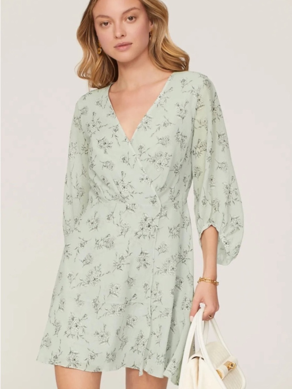 Club Monaco Pitched Sleeve Mini Dress in Light Green Floral size 4 - Picture 2 of 10
